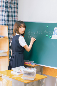 橘奈 子