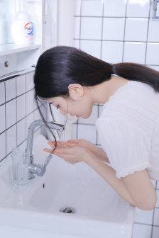 看见死亡的双眼日韩电影在线